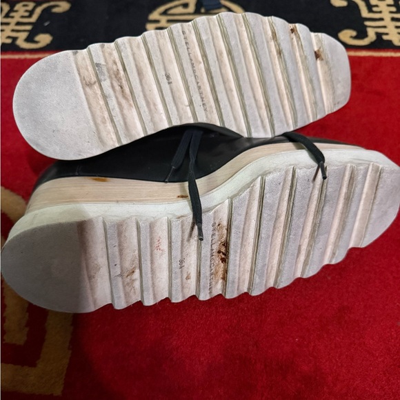 Stella McCartney $895 Elyse faux glossed leather platform brogues - Picture 5 of 5